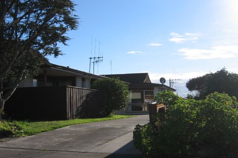 Photo of property in 43a Terry Crescent, Milson, Palmerston North, 4414