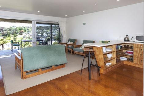 Photo of property in 135 Bambury Place, Onemana, Whangamata, 3691