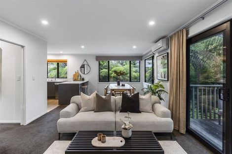 Photo of property in 129b Rangatira Road, Beach Haven, Auckland, 0626