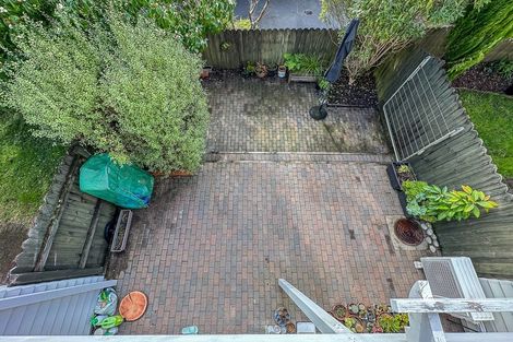 Photo of property in 6/78 Fernhill Way, Oteha, Auckland, 0632