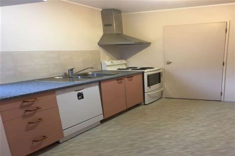 Photo of property in 66b Titirangi Road, New Lynn, Auckland, 0600