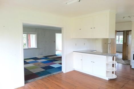Photo of property in 22 Lowtherhurst Road, Massey, Auckland, 0614