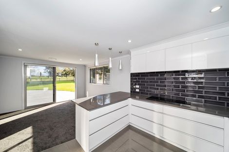 Photo of property in 5 Biron Place, Stratford, 4332