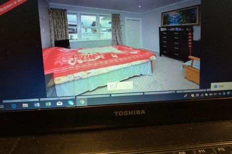 Photo of property in 3 Glen Marine Parade, Glendene, Auckland, 0602