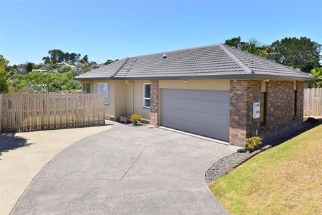 Photo of property in 97 Unsworth Drive, Unsworth Heights, Auckland, 0632