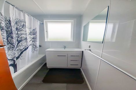 Photo of property in 8 Ash Street, Holmes Hill, Oamaru, 9401