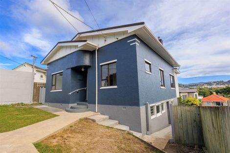 Photo of property in 104 Wexford Road, Miramar, Wellington, 6022