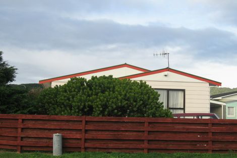 Photo of property in 70 Makarini Street, Paraparaumu, 5032