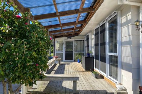 Photo of property in 33 West Crescent, Te Puru, Thames, 3575