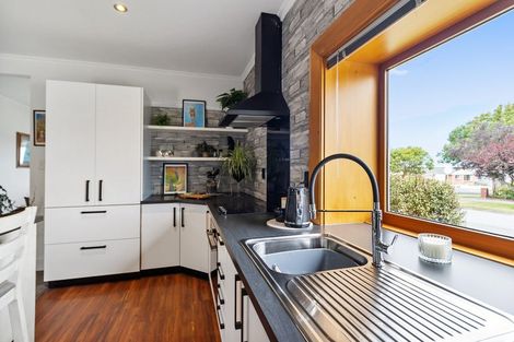 Photo of property in 19 Hill View Crescent, Highfield, Timaru, 7910