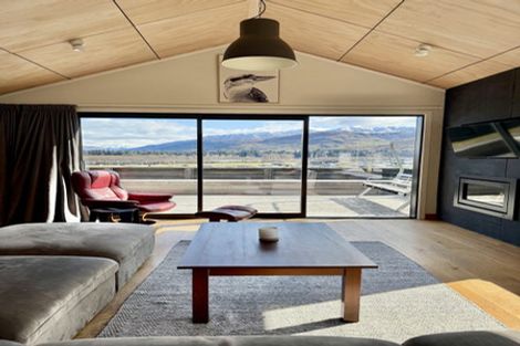 Photo of property in 28 Myles Way, Lower Shotover, Queenstown, 9304