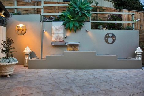 Photo of property in 4 Willow Place, Whalers Gate, New Plymouth, 4310