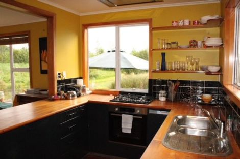 Photo of property in 145 Cosy Dell Road, Herbert, Oamaru, 9495