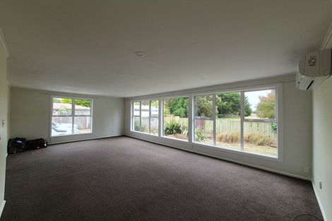 Photo of property in 32a Golf Links Road, Shirley, Christchurch, 8061