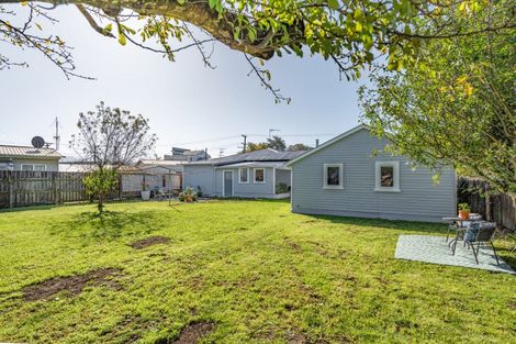 Photo of property in 2 Wakelin Street, Carterton, 5713