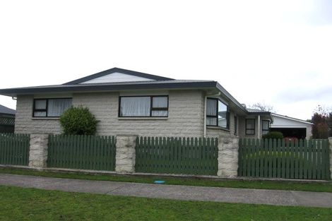 Photo of property in 73 Rhodes Drive, Kelvin Grove, Palmerston North, 4414