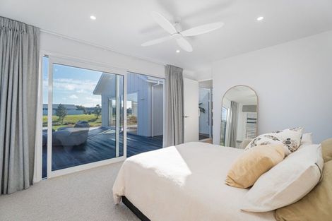 Photo of property in 26 Awatea Drive, Whitianga, 3510