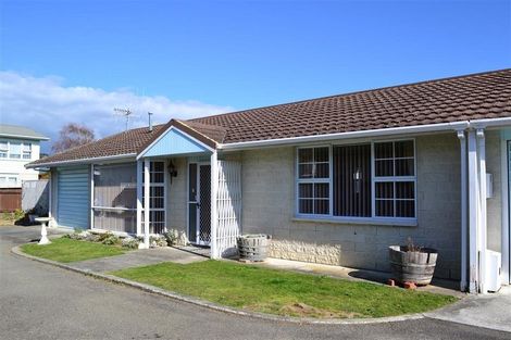 Photo of property in 584a Queen Street East, Levin, 5510