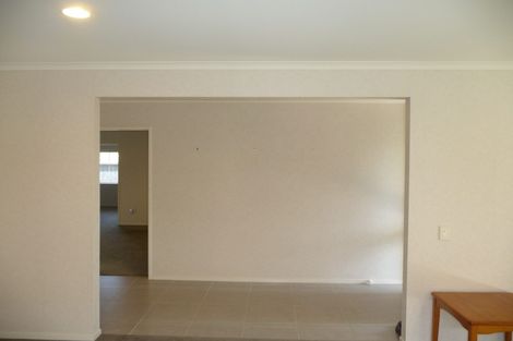 Photo of property in 6 Pennygale Close, Flat Bush, Auckland, 2016