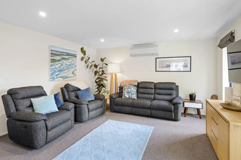 Photo of property in 17 Dynes Road, Rolleston, 7615