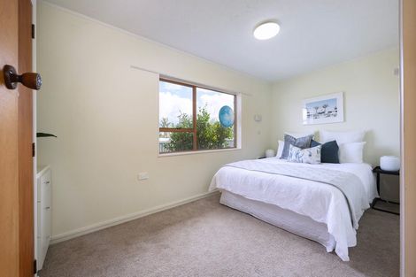 Photo of property in 1/51a View Road, Henderson, Auckland, 0612