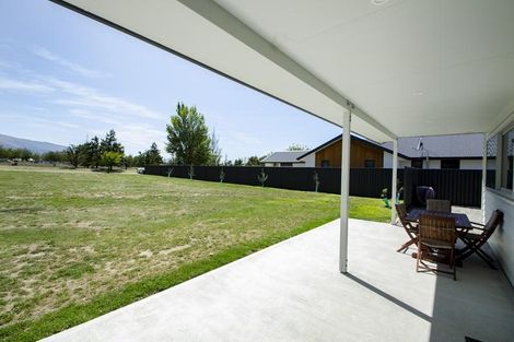 Photo of property in 20 Pisa Moorings Road, Mount Pisa, Cromwell, 9383