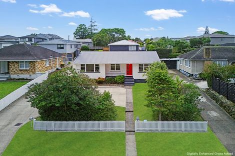 Photo of property in 18 Buller Crescent, Manurewa, Auckland, 2102