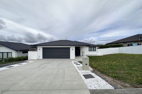 Photo of property in 25 Helenvale Crescent, Pokeno, 2402