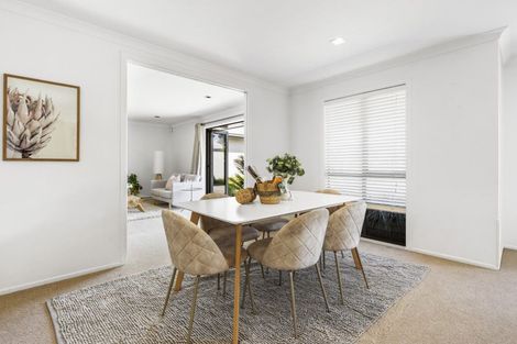 Photo of property in 5 Grenache Place, Rototuna, Hamilton, 3210