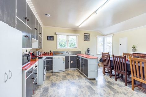 Photo of property in 12 Virginia Road, Saint Johns Hill, Whanganui, 4500