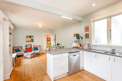 Photo of property in 903 Albert Street, Parkvale, Hastings, 4122