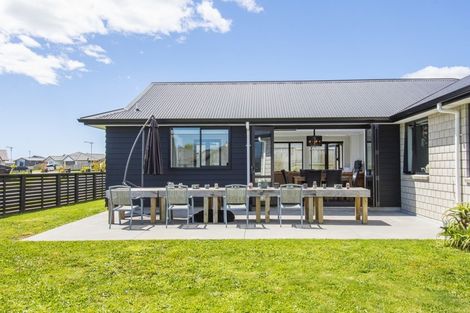 Photo of property in 1 Okataina Street, Pyes Pa, Tauranga, 3112