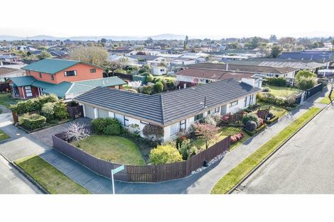 Photo of property in 1 Kinley Street, Rangiora, 7400