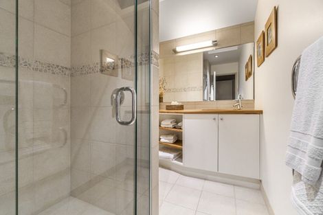 Photo of property in 2 Puriri Place, Sandspit, Warkworth, 0982