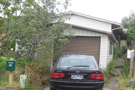 Photo of property in 15 Twomey Grove, Houghton Bay, Wellington, 6023