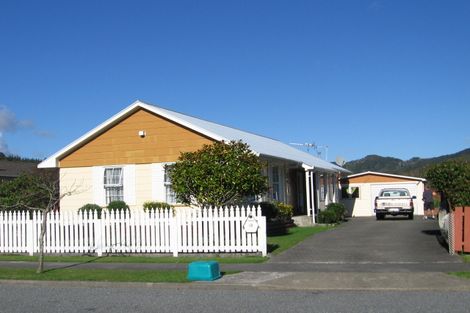 Photo of property in 12 Rakaia Grove, Wainuiomata, Lower Hutt, 5014