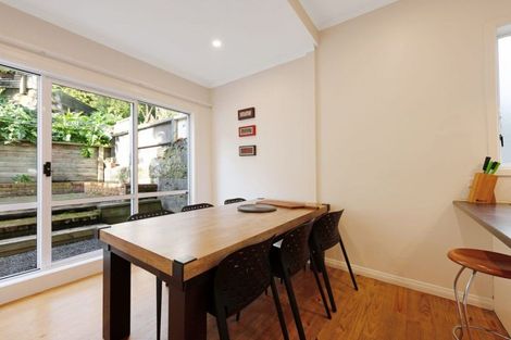 Photo of property in 235 Tinakori Road, Thorndon, Wellington, 6011