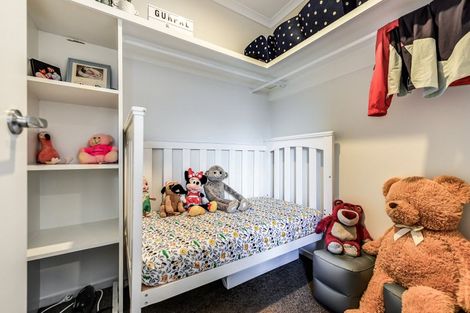 Photo of property in 70 Sylvester Crescent, Flagstaff, Hamilton, 3210