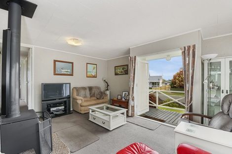 Photo of property in 6 Wairoa Place, Tokoroa, 3420