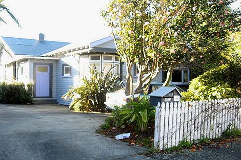 Photo of property in 253 College Street, West End, Palmerston North, 4412