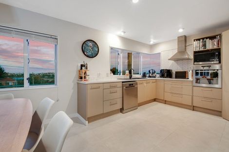 Photo of property in 21a Monyash Road, Manly, Whangaparaoa, 0930