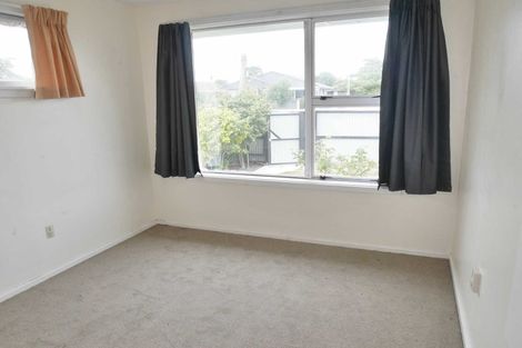 Photo of property in 32 Reynolds Avenue, Bishopdale, Christchurch, 8053