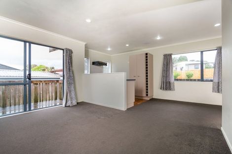 Photo of property in 45 Borich Road, Sunnyvale, Auckland, 0612