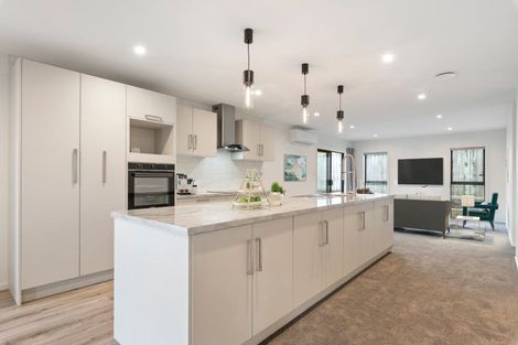 Photo of property in 1 Tainui Street, Levin, 5510