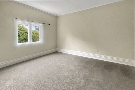 Photo of property in 108 The Parade, Island Bay, Wellington, 6023