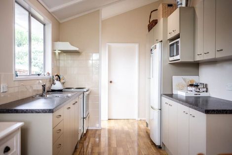 Photo of property in 4 Tangelo Place, Bucklands Beach, Auckland, 2012