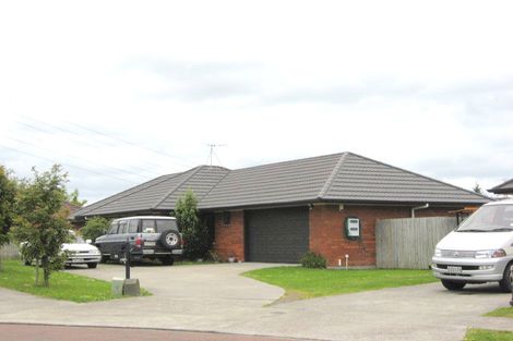 Photo of property in 15 Old Park Place, Takanini, 2112