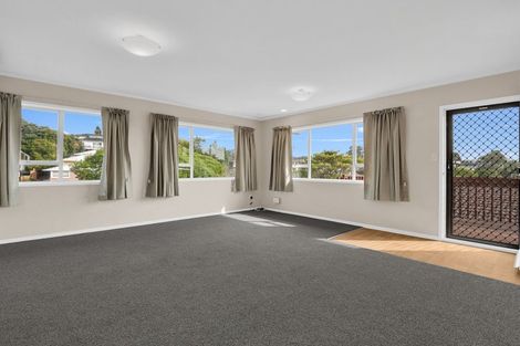 Photo of property in 2/30 Simkin Avenue, St Johns, Auckland, 1072
