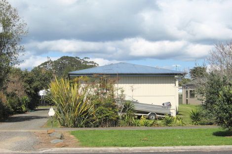 Photo of property in 52 South Highway East, Whitianga, 3510