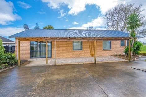 Photo of property in 60a Arimu Road, Papakura, 2110
